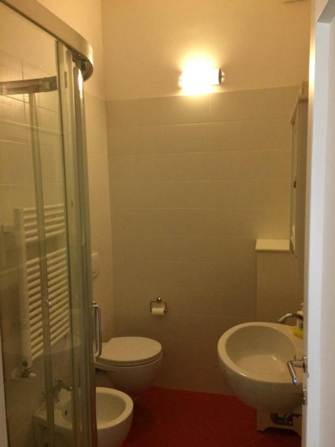 Casa Liliana Apartment เลวานโต ภายนอก รูปภาพ